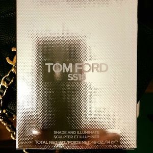 SS18 SHADE AND ILLUMINATE, NIB